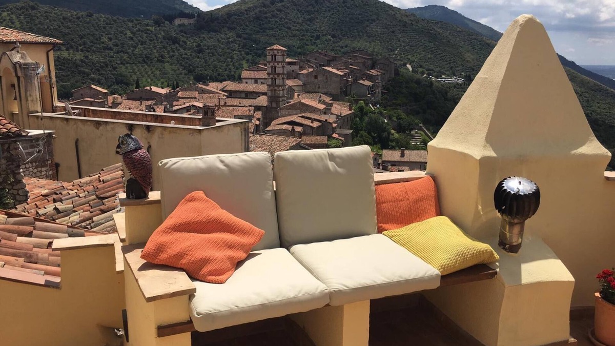 Sermoneta Apartment | Aurora Medieval House - Il Granaio