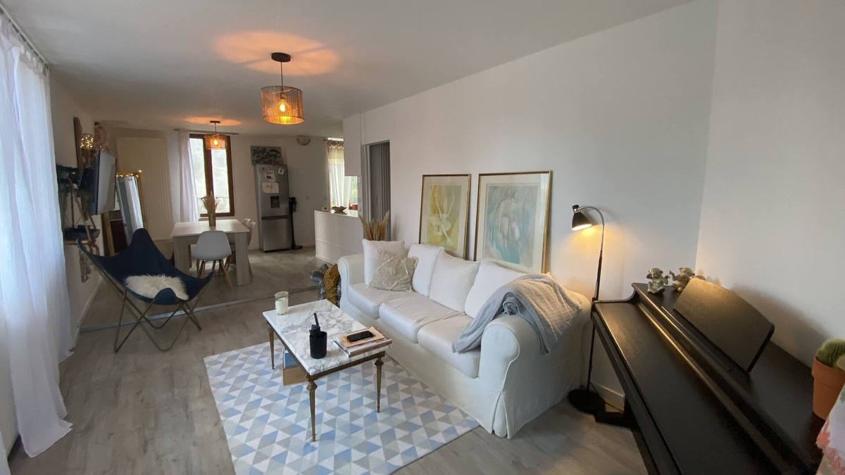 Saint-Baudel House | Aurora's house