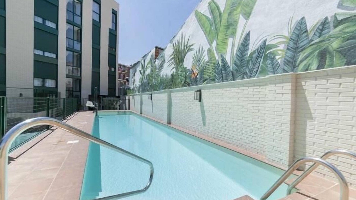 Carabanchel Apartment | Aurora Stays by Charming V, Apartment for 4 with free parking