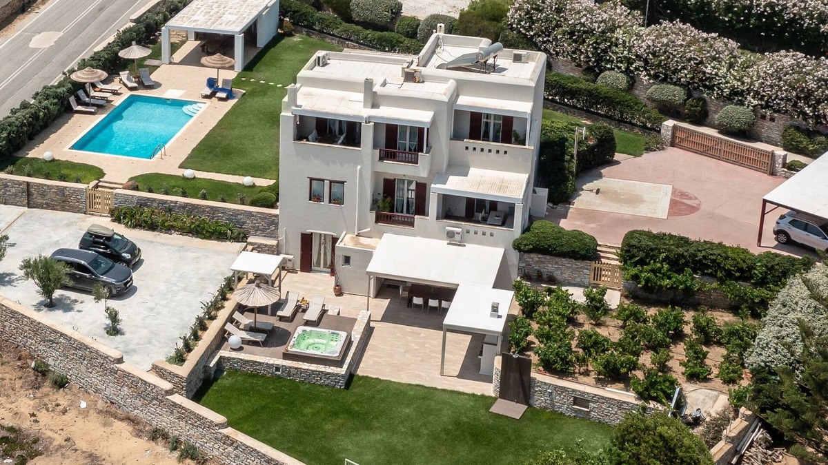 Agios Prokopios Villa | Aurora Villa with private pool & Jacuzzi - Naxos