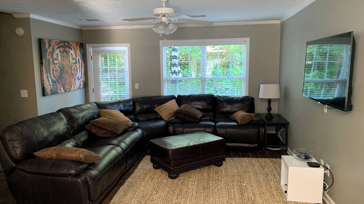 Auburn Condo | AUsome condo - 2BR/2.5BA - Just listed!