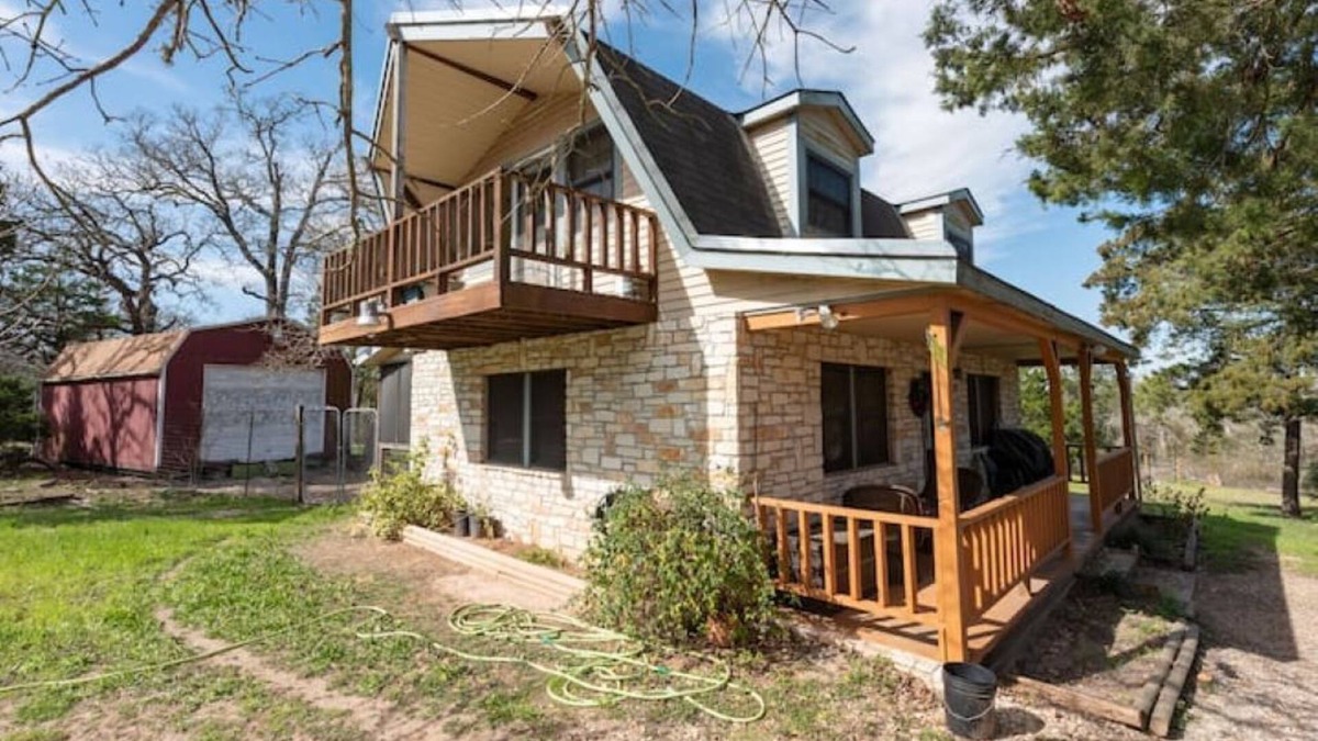 Wyldwood House | Austin Country Stone Dutch Cottage