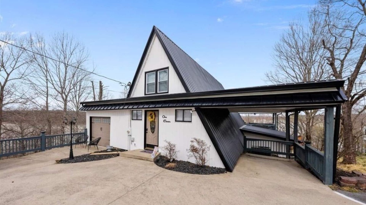 Etoile House | Austins Best A-Frame- On Barren River Lake
