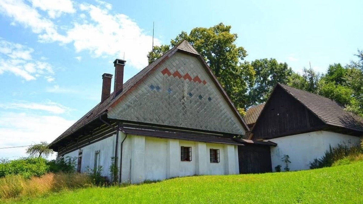 Kostalov Cabin | Autentická horská chalupa ze 17. století s vnitřním dvorem - Kundratice