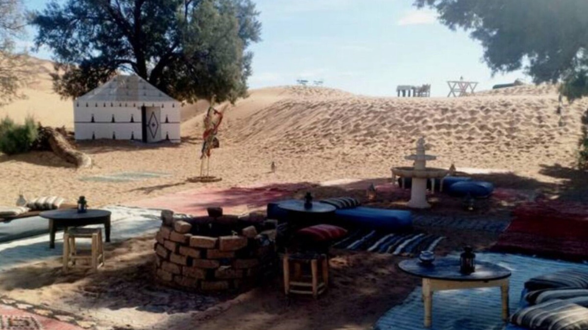 Taouz RV Rental | Authentic berber tents surrounded by raw nature in Sahara