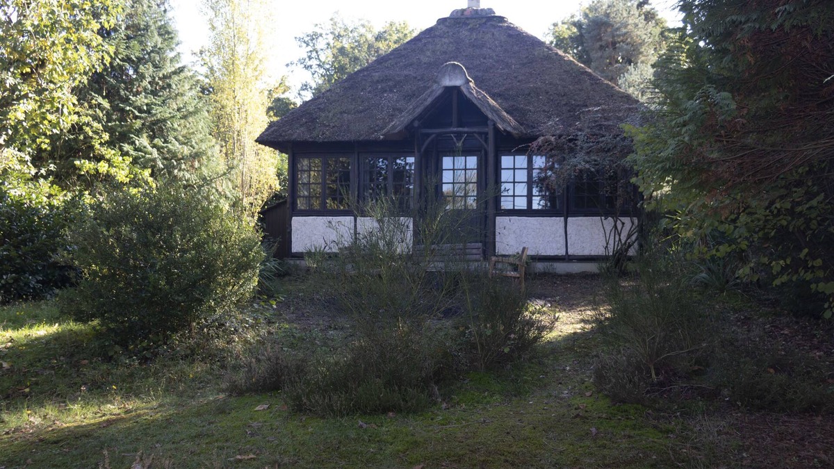 Saint-Remy-l'Honore Ski Chalet | Authentic cabin in the forest, 40mn from Paris