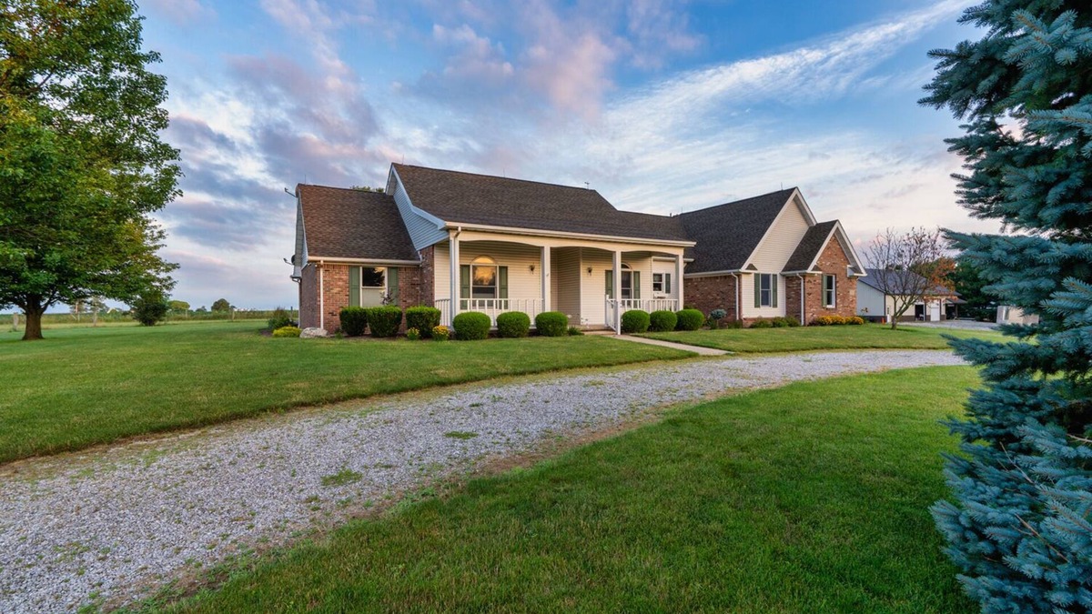 Flora Other | Authentic Farm-Stay Experience!