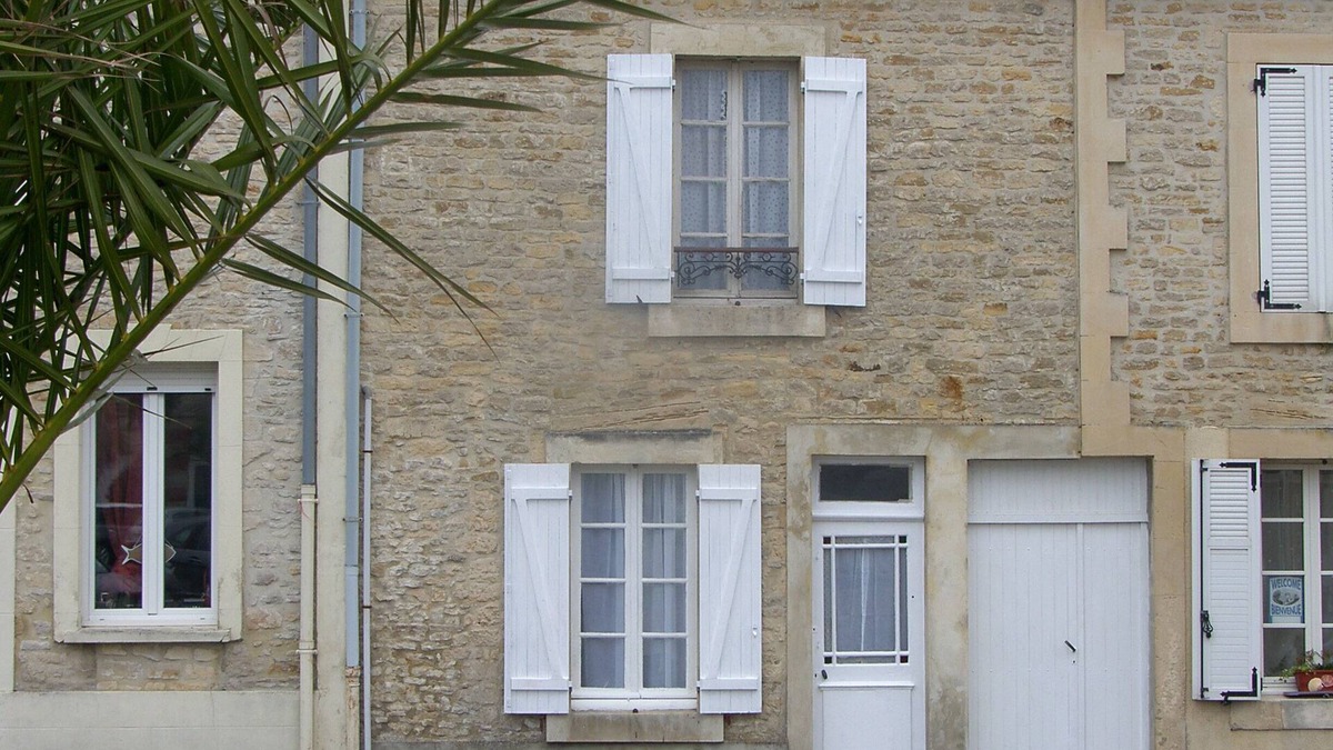 Grandcamp-Maisy House | AUTHENTIC FISHERMAN'S HOUSE 70 METERS FROM THE SEA
