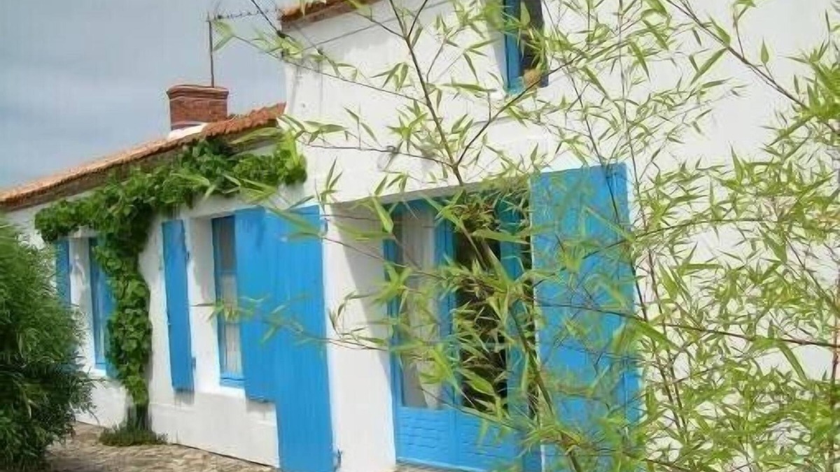 L'Epine House | AUTHENTIC FISHERMAN'S HOUSE AT BLACKMOUTIER NEAR BEACH