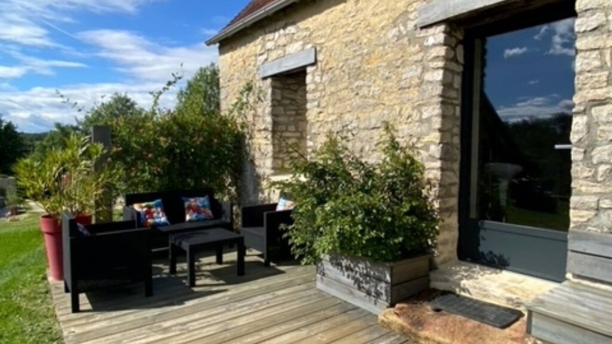 Le Vigan House | Authentic gîte with swimming pool. Close to Rocamadour, Perigord Noir