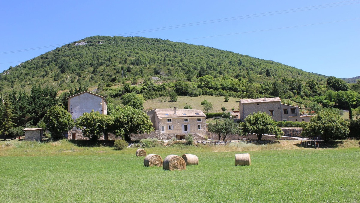 Villeperdrix House | Authentic house in Drome of Provence