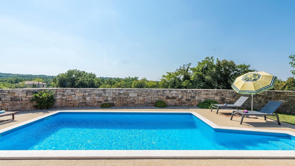 Mofardini Villa | Authentic Istrian stone Villa Didova in the Heart of Istria
