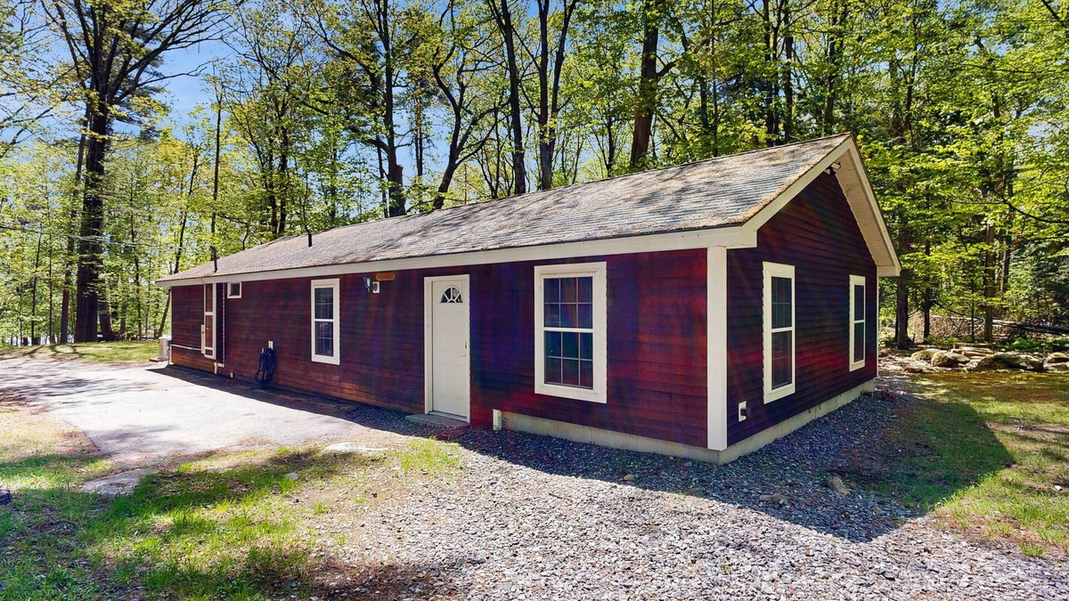 Moultonborough House | Authentic lake house near community beach, hikes, and ski resorts