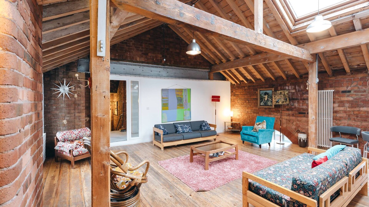 RopeWalks Apartment | Authentic Loft Apartment/Penthouse