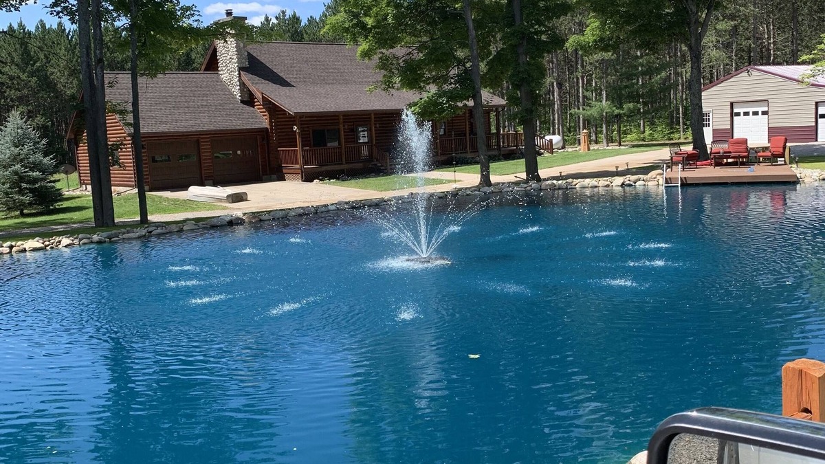 Frederic Cabin | Authentic log cabin on expansive private land—ideal for solitude or adventure