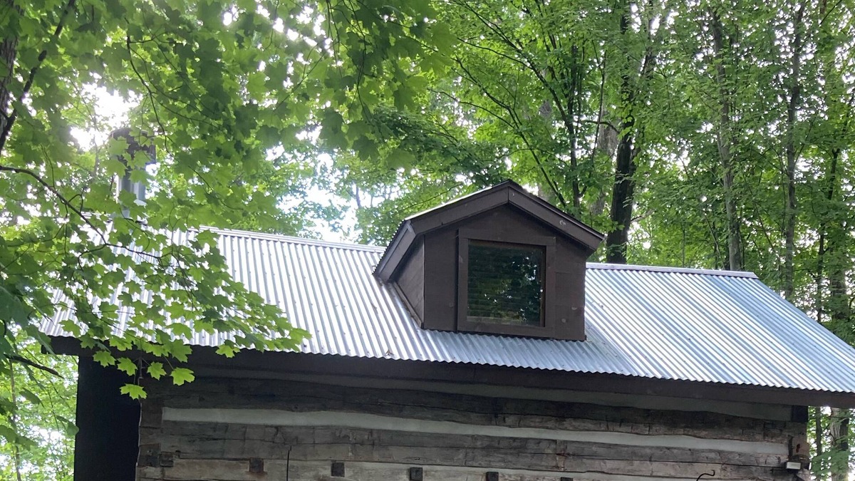 Town of Marlborough Cabin | Authentic Log Cabin with working wood burning fireplace
