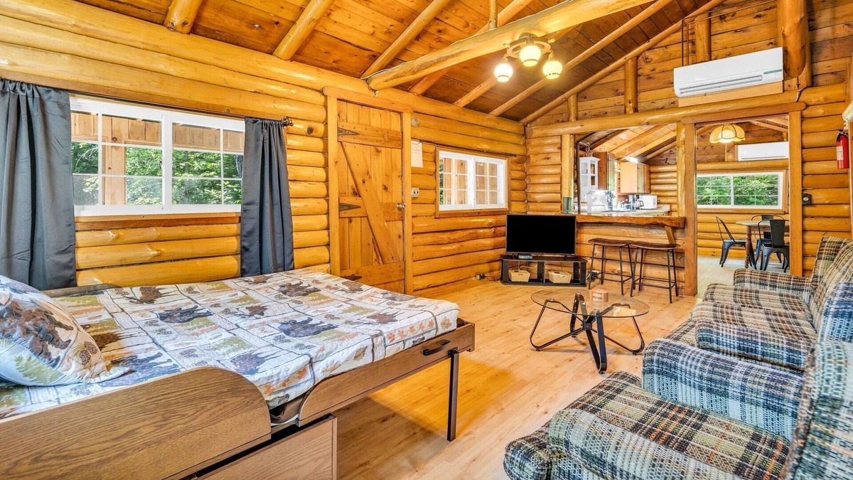 Sunday River Area Cabin | Authentic ski cabin