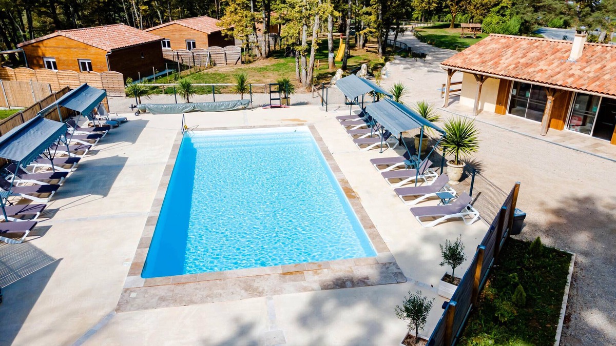 Thenon House | Authentic Stay in Dordogne – Comfortable Cottage with Heated Pool