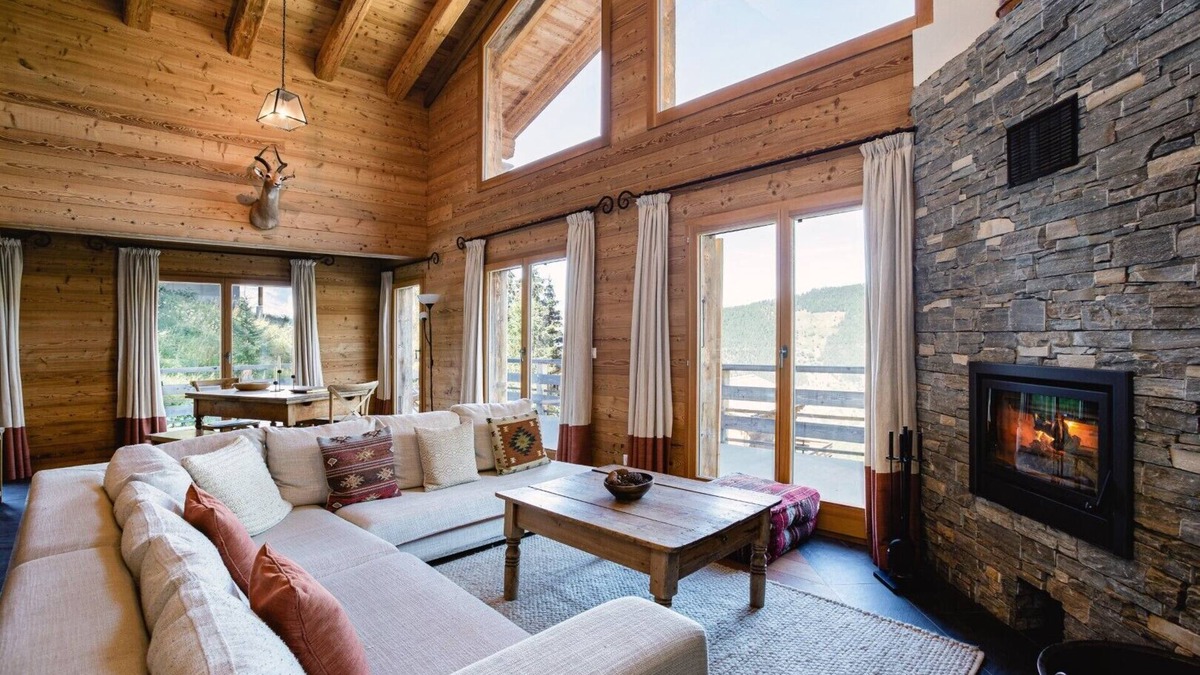 Riddes Ski Chalet | Authentic Swiss Spa Chalet Nesoya | Jacuzzi & Sauna