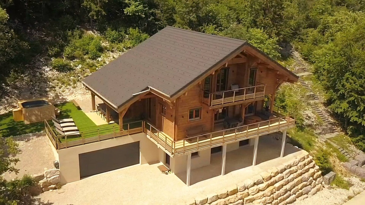 Foncine-le-Haut Ski Chalet | Authenticity, Comfort, Sport and Relaxation