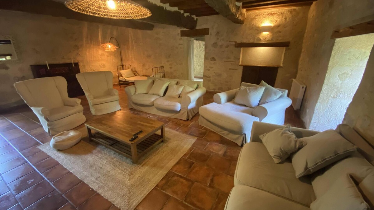 Monfort House | Authentique Moulin du Xiième Siècle - Gîte de Charme