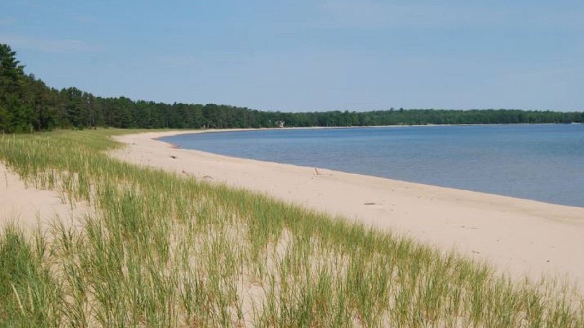 Au Train House | AuTrain Beach House on the Sandy Shores of Lk Superior! Min from Pictured Rocks!