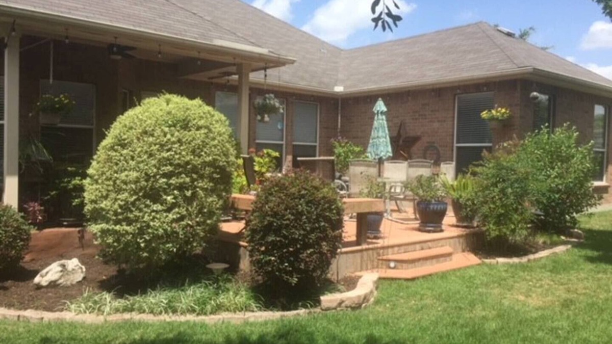 Schertz House | Autumn Creek Home - family friendly & conveniently located in quiet neighborhood