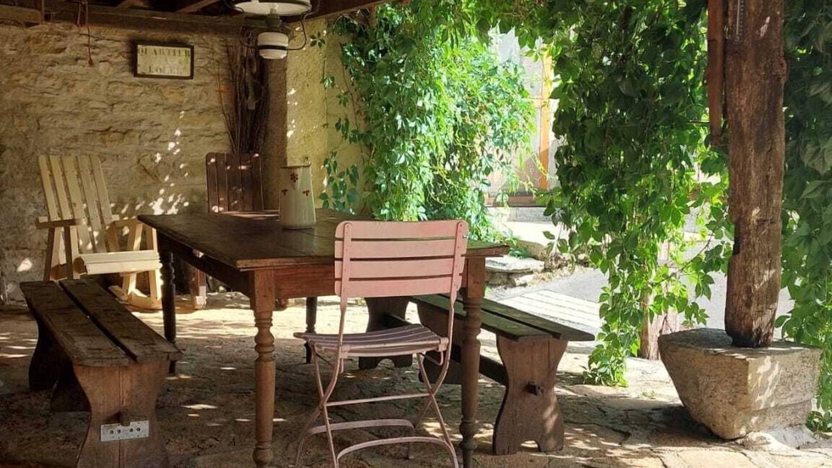 Le Larderet House | Autumn getaway in the Jura - calm, nature & conviviality gîte 2 to 10 pers.