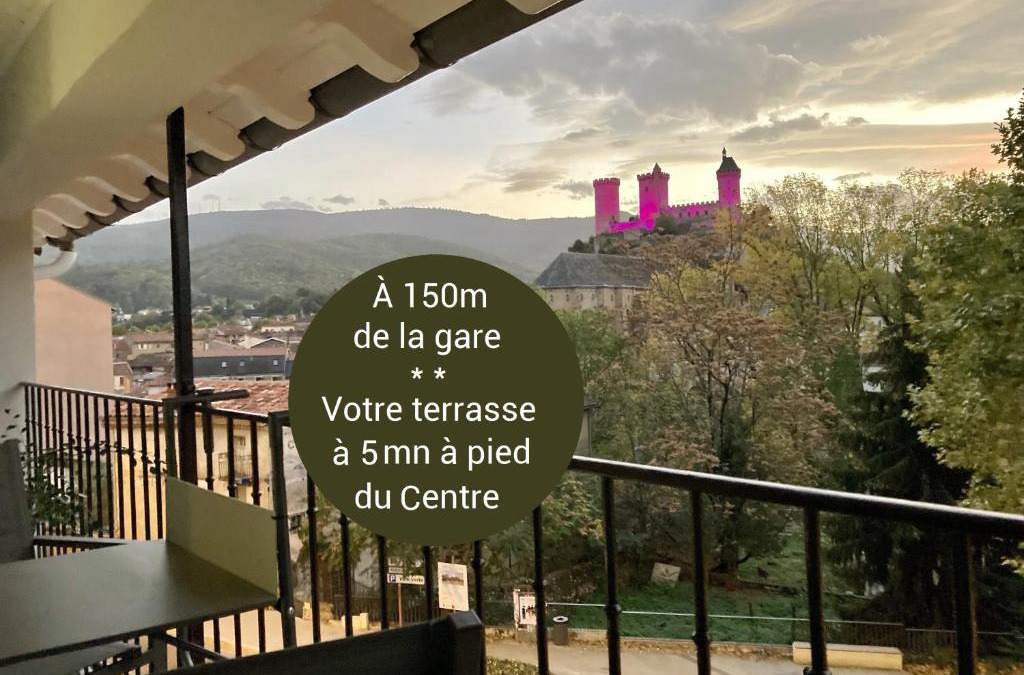Foix Apartment | AUX 4 LOGIS - Studio Le Roof - Une vue splendide - Petit déjeuner offert 1ère nuit