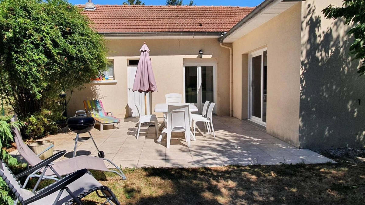 Montcheutin House | AUX TROIS SAPINS - MONTCHEUTIN