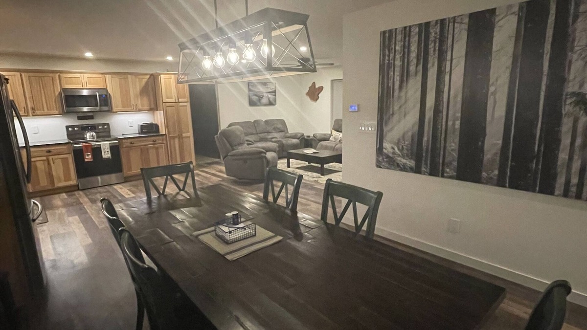 Brantingham House | Availability for the Fall at this beautiful home right on the trails BOOK NOW