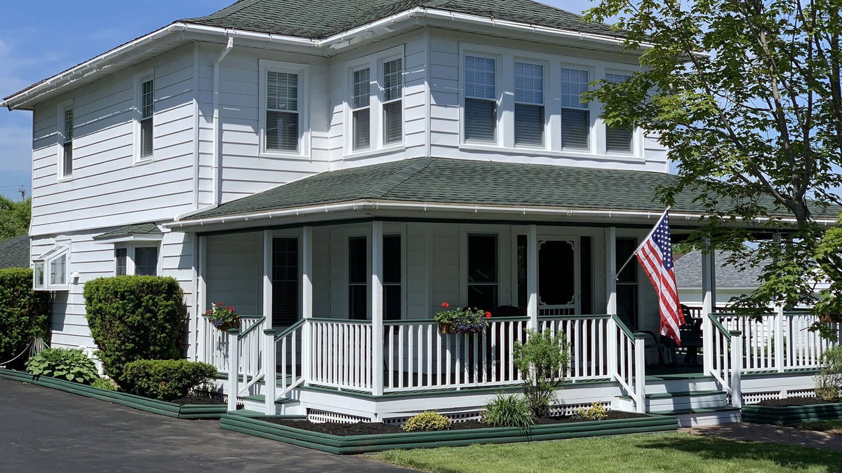 Clayton House | Available for Labor Day weekend!