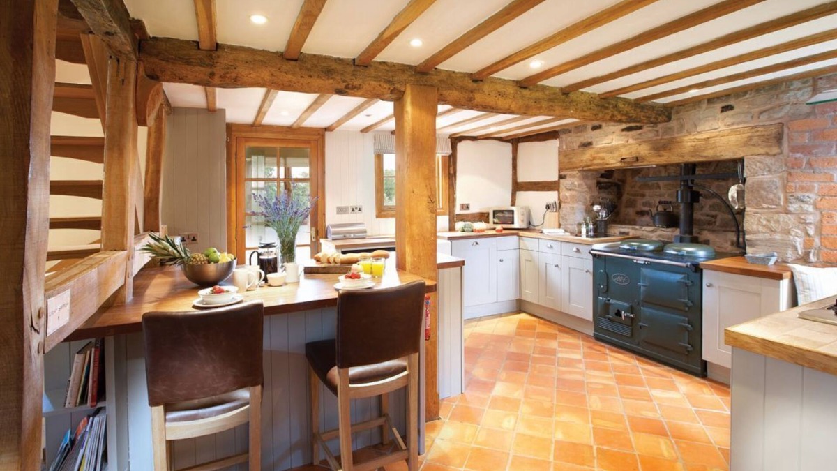 Westhide Cottage | Available for less than £400, Pool Head Cottage is a cosy getaway located in Herefordshire. Close to
