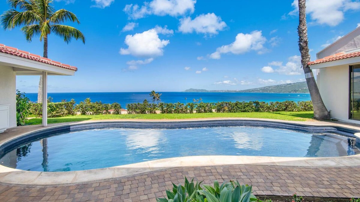 Hawaii Kai House | AVAILABLE FOR SPRINK BREAK! Private pool and Panoramic ocean views