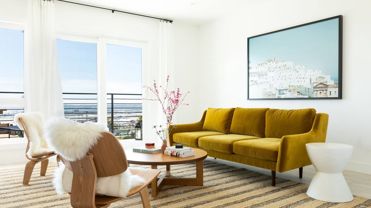 Middletown House | Avalon I by AvantStay | Contemporary San Diego Condo w/Large Patio