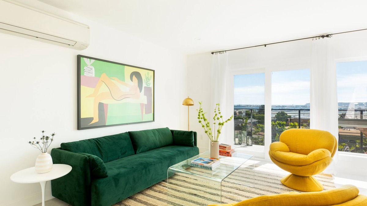 Middletown Condo | Avalon II by AvantStay | Chic & Stylish San Diego Condo w/Vibrant Interiors