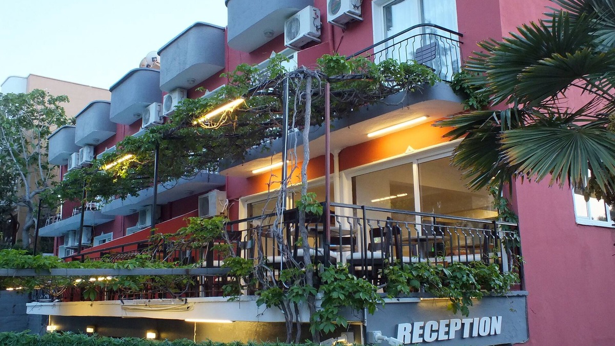 Kadnlar Denizi Mahallesi Apartment | Avalon Otel