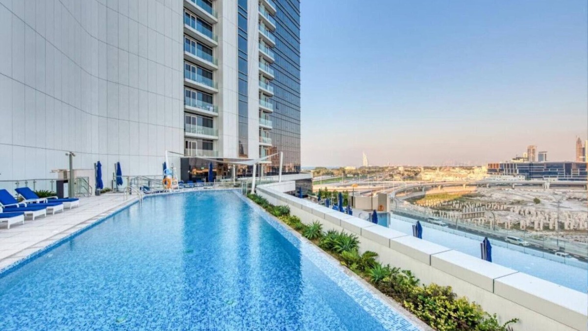 Dubai Media City Apartment | Avani Palm View - Bright Two Bedroom with Sea View