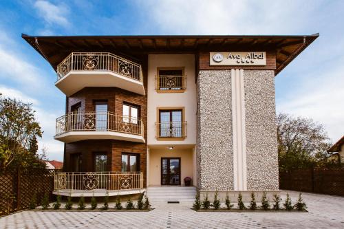 Alba Iulia House | Ave, Alba!