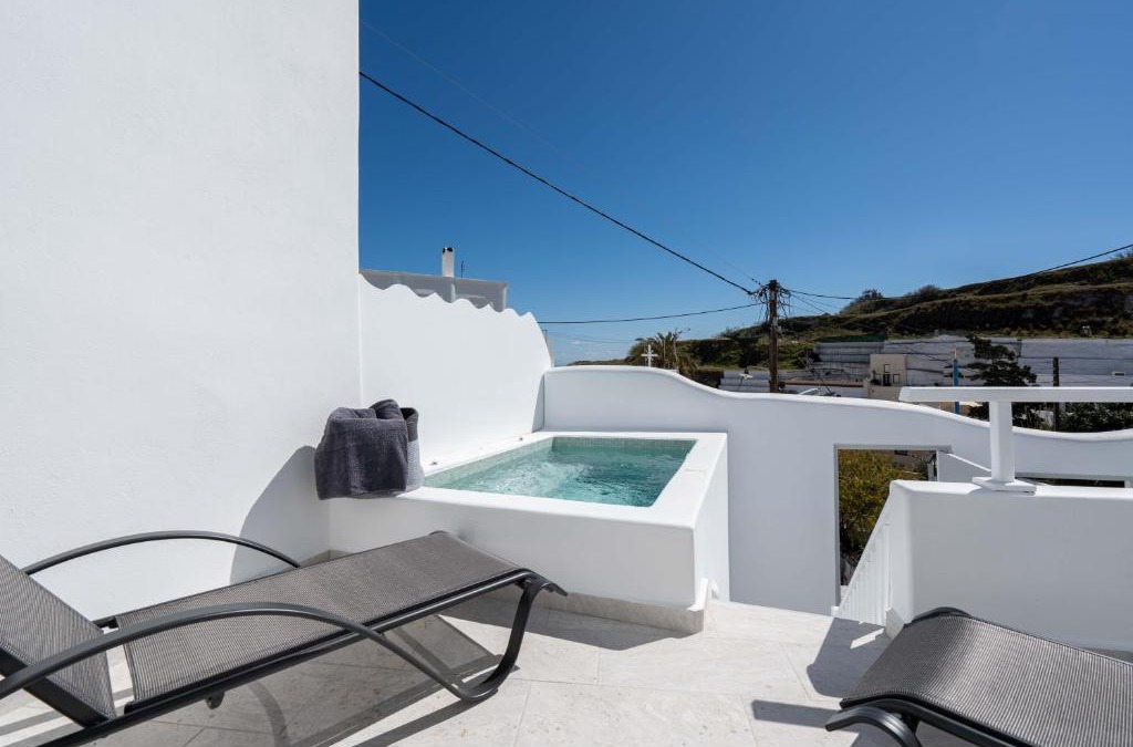 Vothon Apartment | Avenoir Luxury Cave Villa 2 bedroom
