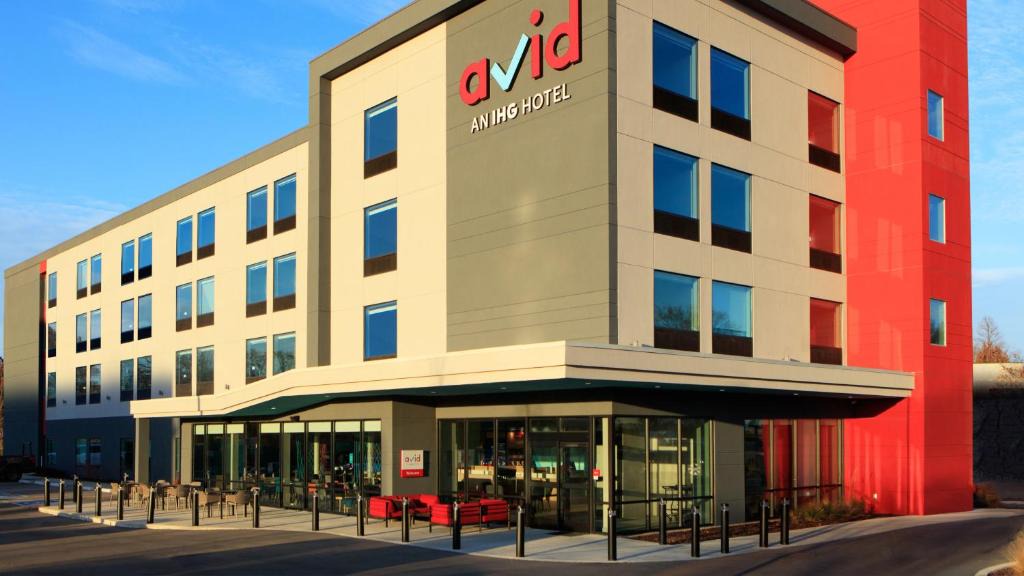 Cedar Rapids - Iowa City Hotel | Avid Hotel Cedar Rapids South - Arpt Area by IHG