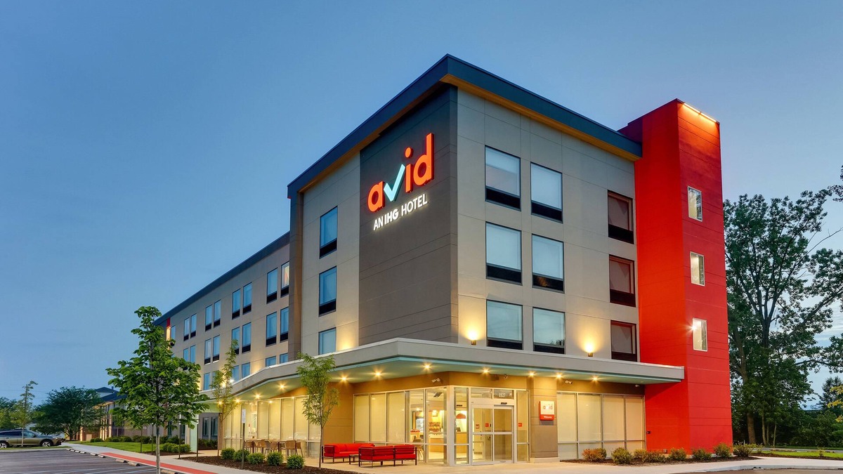 Beckett Ridge Hotel | avid hotel Cincinnati N - West Chester by IHG