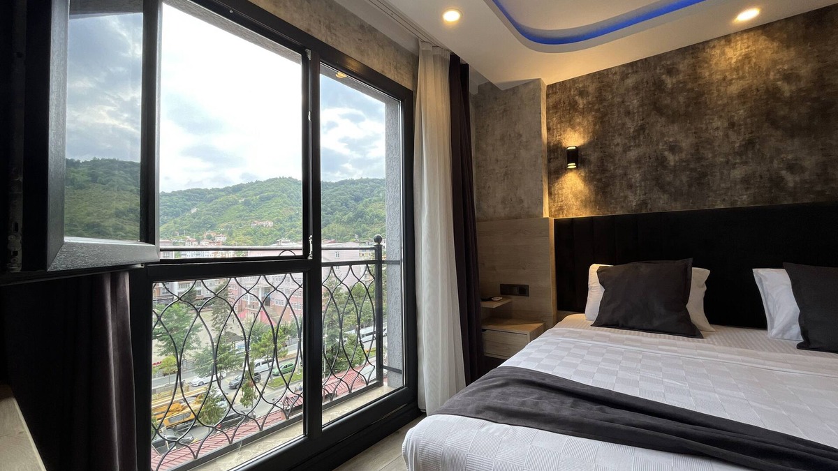 Arakli Hotel | Avni Bey Otel
