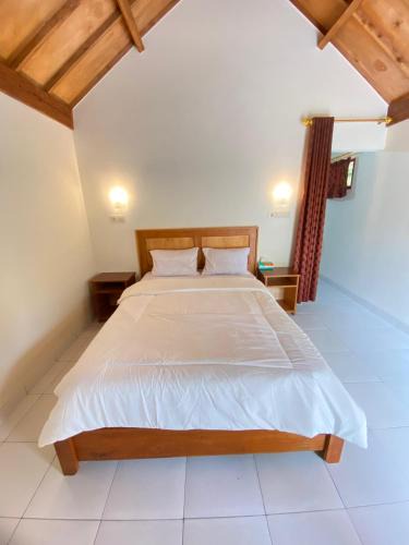 Kecamatan Pringgasela House | Avocado homestay