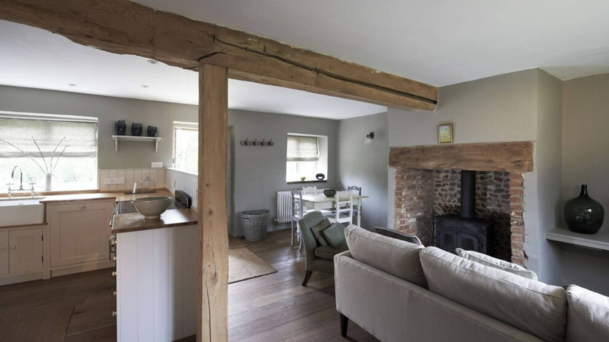 Sharrington Cottage | Award-winning, stylish and simple, in a countryside setting near the coast