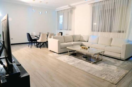 Arada Apartment | Aware Guest House