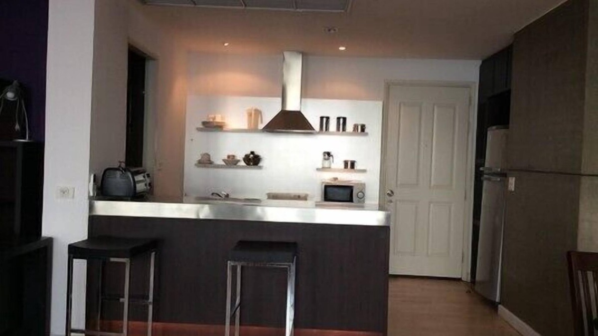 Bang Lamphu Lang Apartment | Away Baansatorn Chaopraya river side