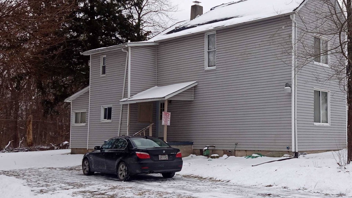 Northeast Columbus House | Away from home rental-Cheerful 4-Bedroom|2BA home!