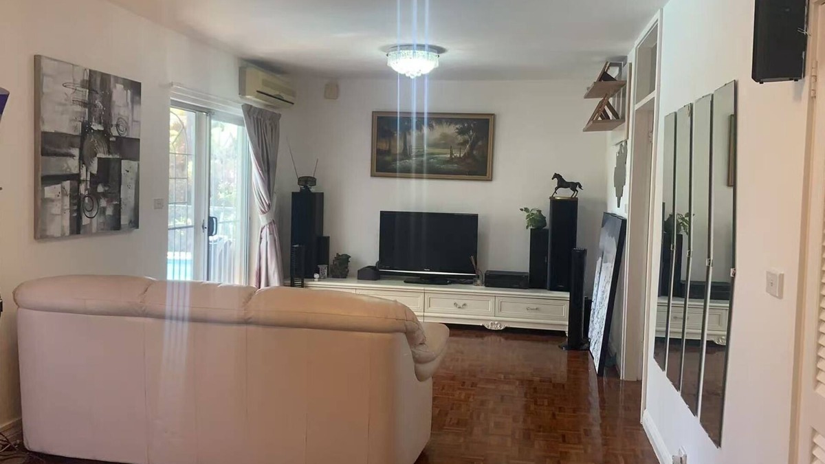 Riverview House | Away without Leaving- Cheerful one Bedroom with view to lane cove river