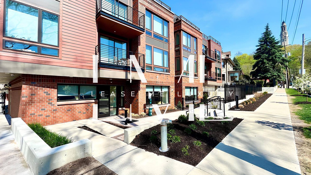 University Circle Apartment | Awesome 2-bedroom apartment in Cleveland with AC, WiFi, fitness room